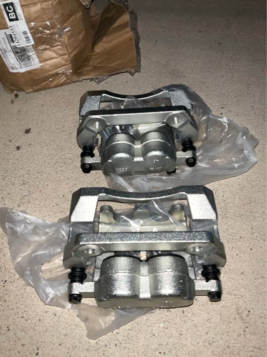 Rear Brake Caliper Set Ford F-250/F-350 Super Duty (Pair) - photo 2
