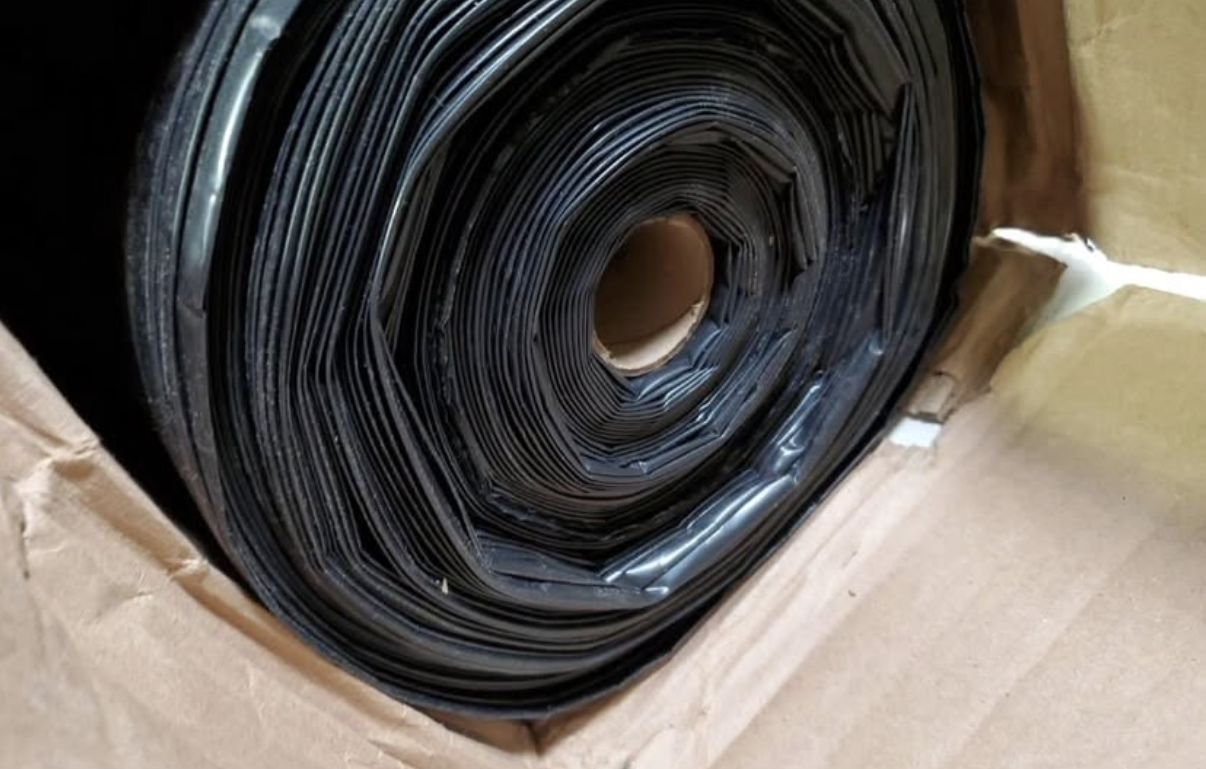 Roly Poly 6 Mil Black Plastic Sheeting Roll 20'x100' Heavy
Duty Poly Vapor Barrier