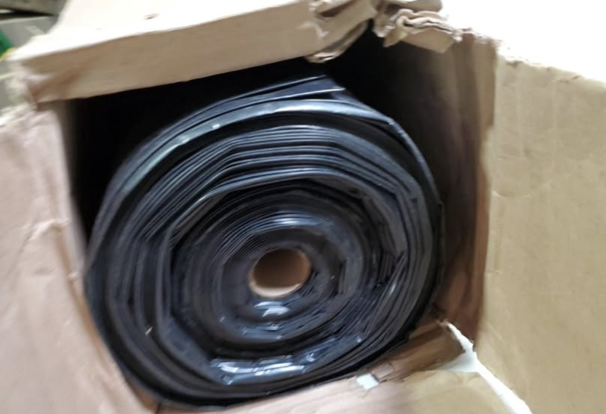 Roly Poly 6 Mil Black Plastic Sheeting Roll 20'x100' Heavy
Duty Poly Vapor Barrier