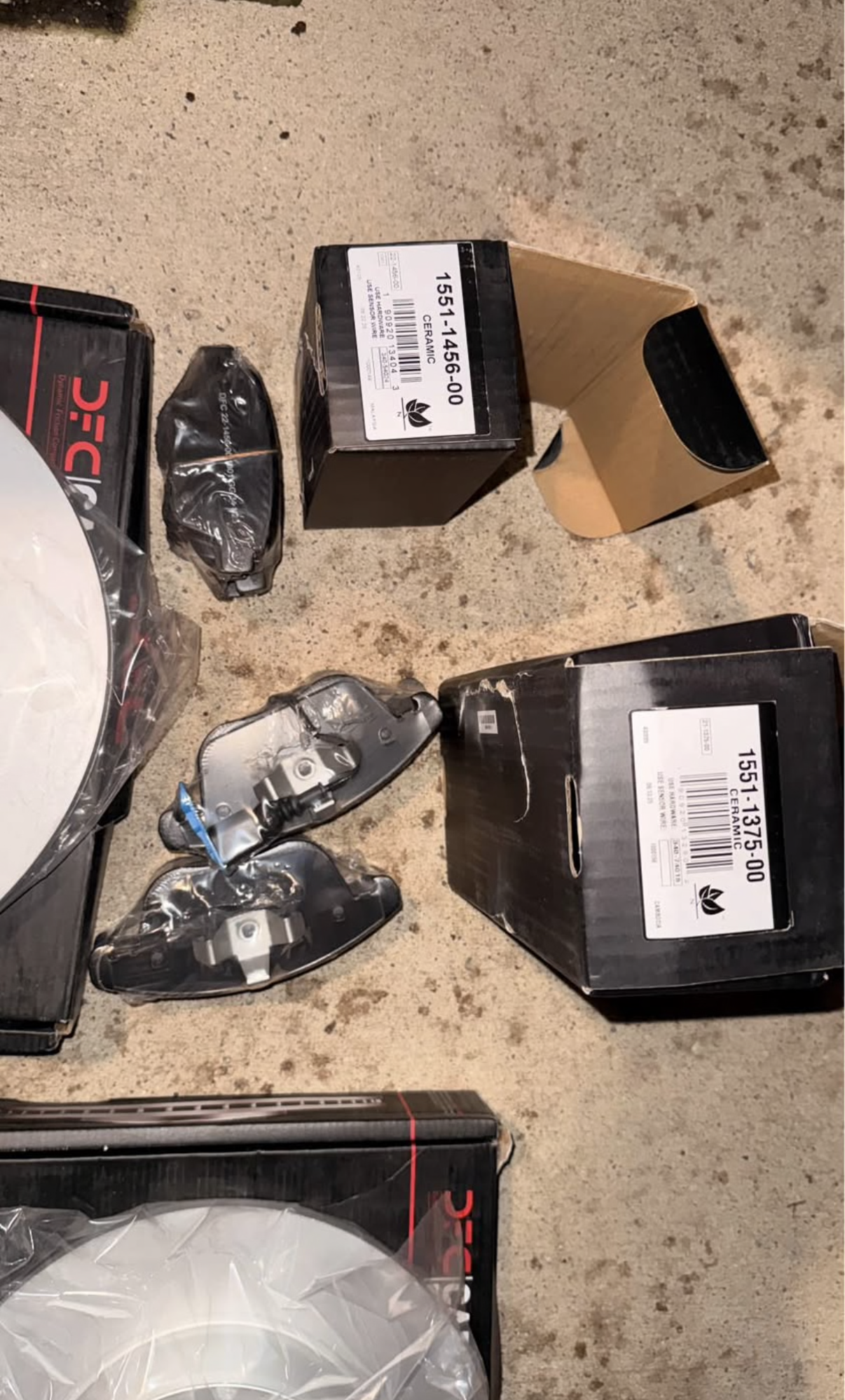 2012-2015 Volkswagen Passat Dynamic Friction Company 5000 Brake Pad & Rotor Kit