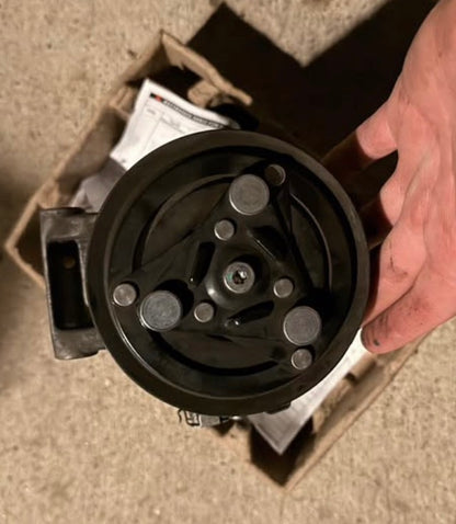 A/C Compressor w/ Clutch - Chevy Colorado / Equinox / GMC Canyon / Terrai