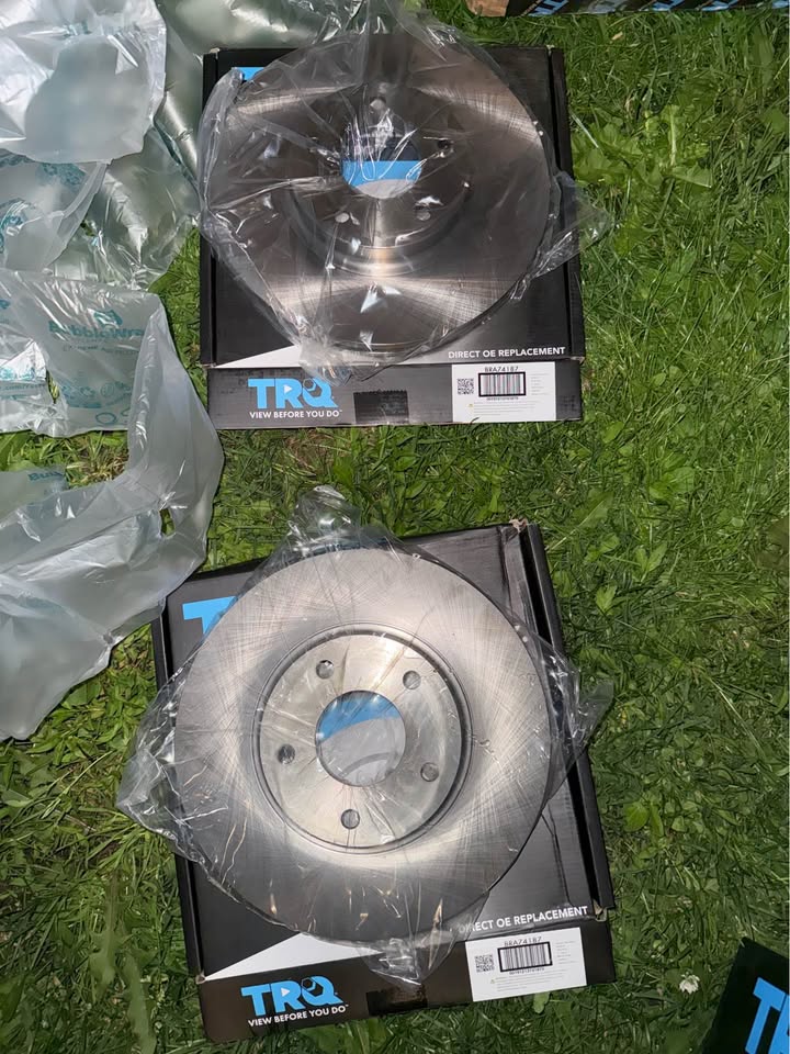 TRQ Front Brake Kit – 2006 Nissan Altima - photo 1