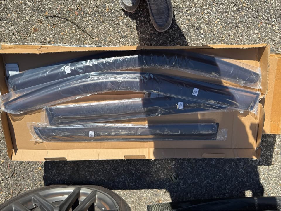2024-2025 Toyota Tacoma Double Cab Rain Guards 4pc - photo 1