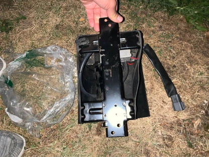 Air Suspension Compressor Infiniti QX56 Nissan Armada - photo 1