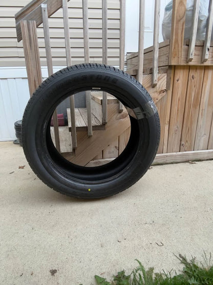 Bridgestone Dueler H/L Alenza P275/55R20 111H Tire (1) - photo 1