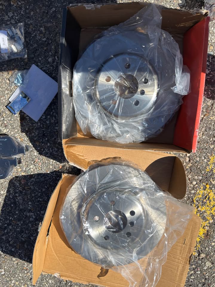 BMW 640i Front & Rear Brake Rotors + Ceramic Pads Kit NEW 12pc (F12/F13/F06) 535i 550i 650i - photo 3