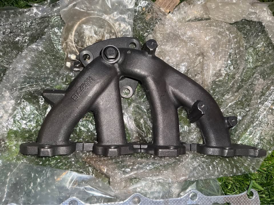 Exhaust Manifold w/ Gasket Kit – Chevy Malibu / Impala / Buick Models - photo 3