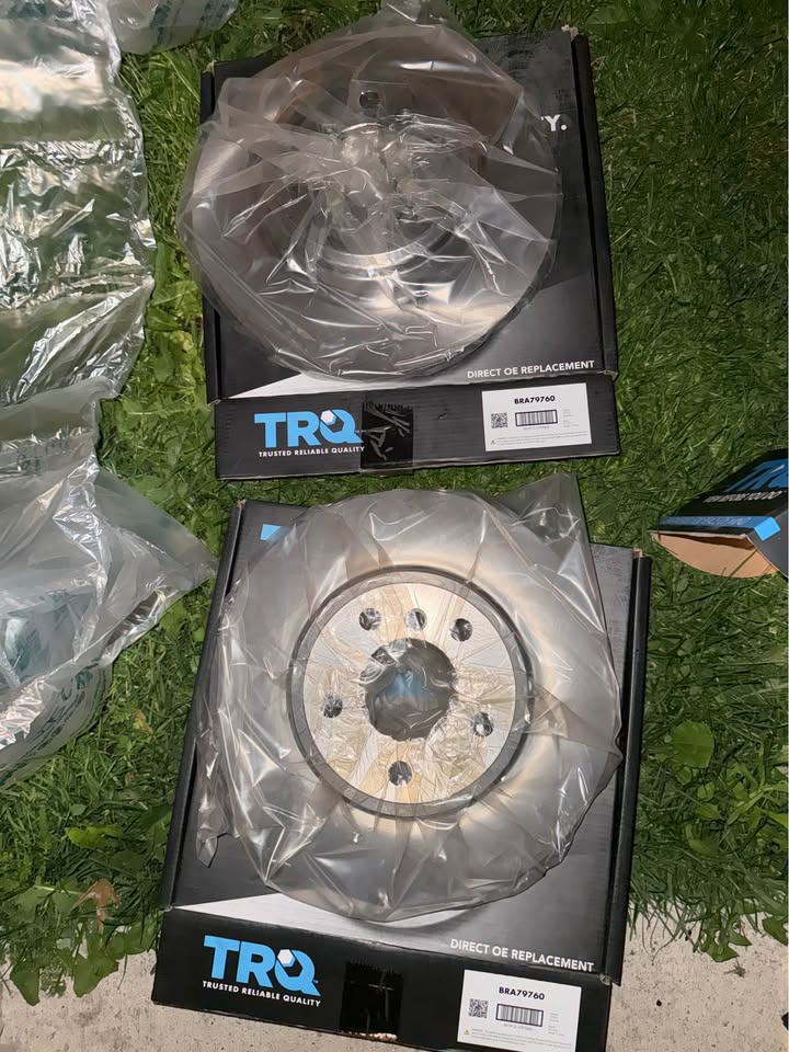 TRQ Rear Brake Kit – BMW 335i (2012-2013) - photo 1
