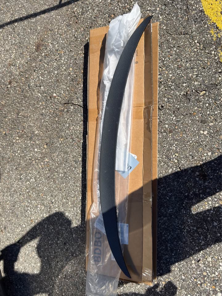 BMW 5 Series F10 MP Style Carbon Fiber Look Trunk Spoiler - photo 3