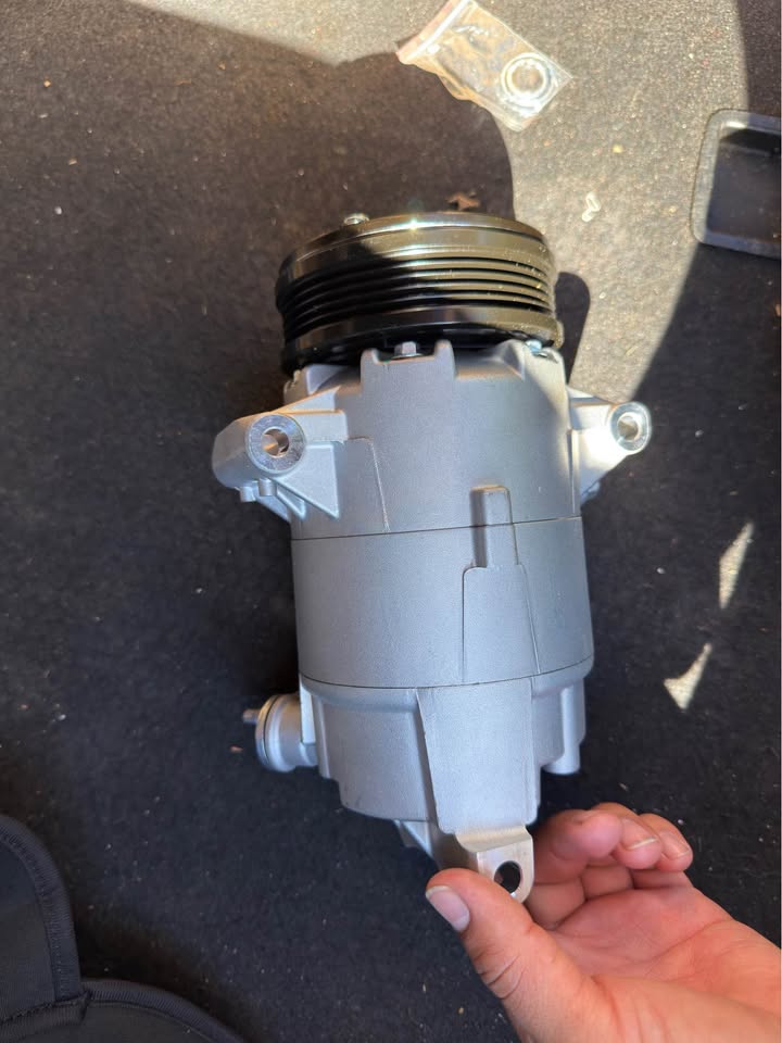 Chevy Cobalt HHR Malibu Cavalier A/C Compressor 2.0 2.2 2.4 - photo 1