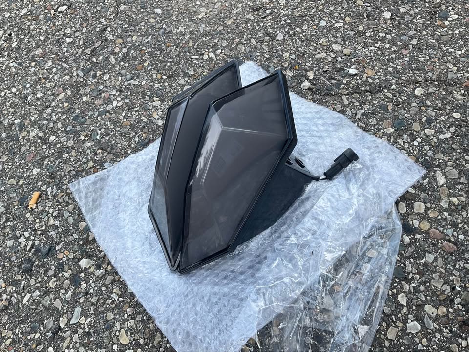 Polaris RZR marker light photo 3
