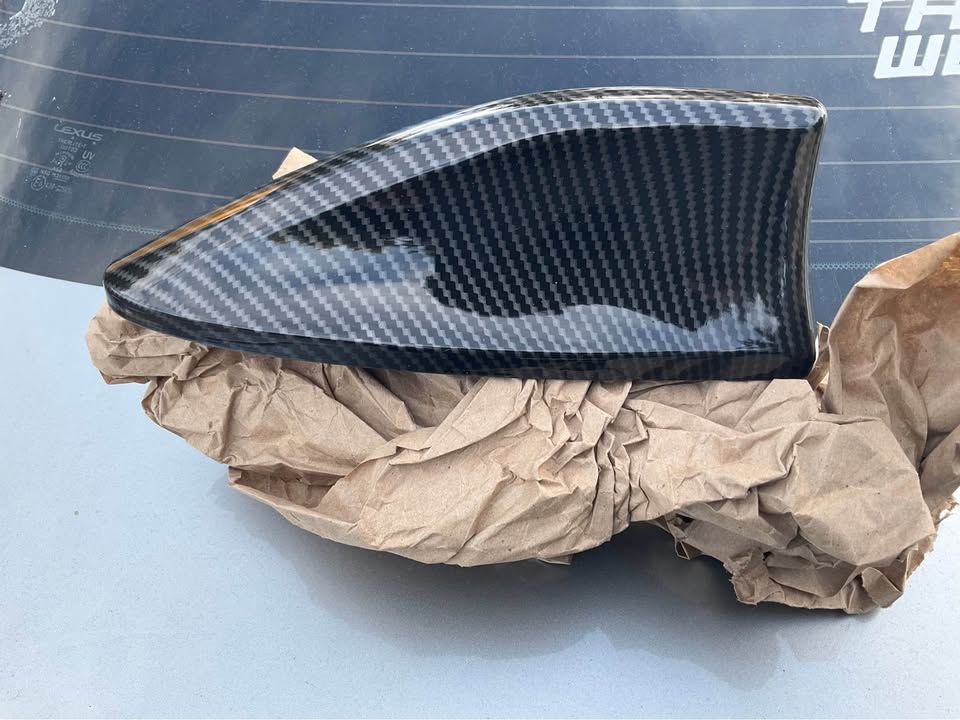 Subaru WRX shark-fin antenna cover photo 1